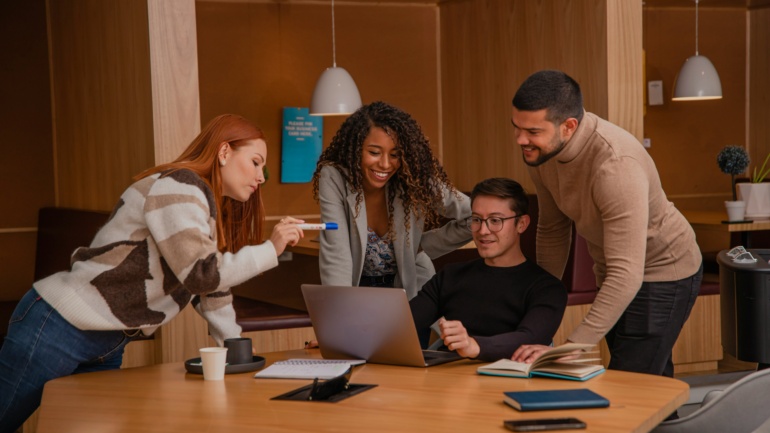 7 Ways to Make Teamwork Work: A Team Effectiveness Checklist